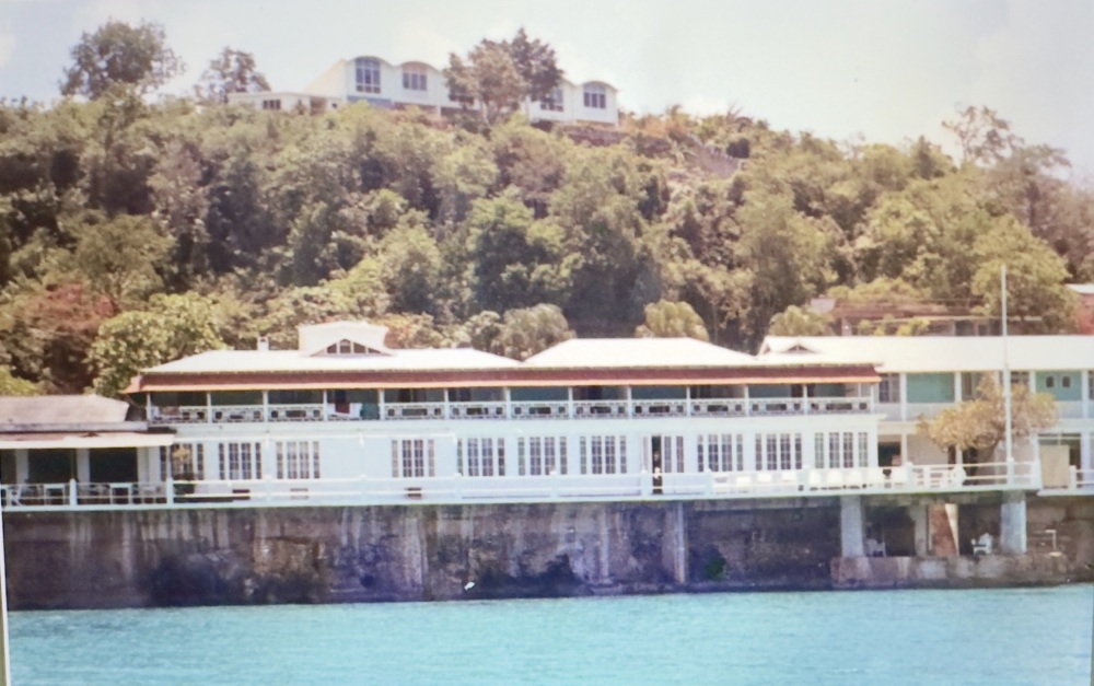 Casa Blanca slide