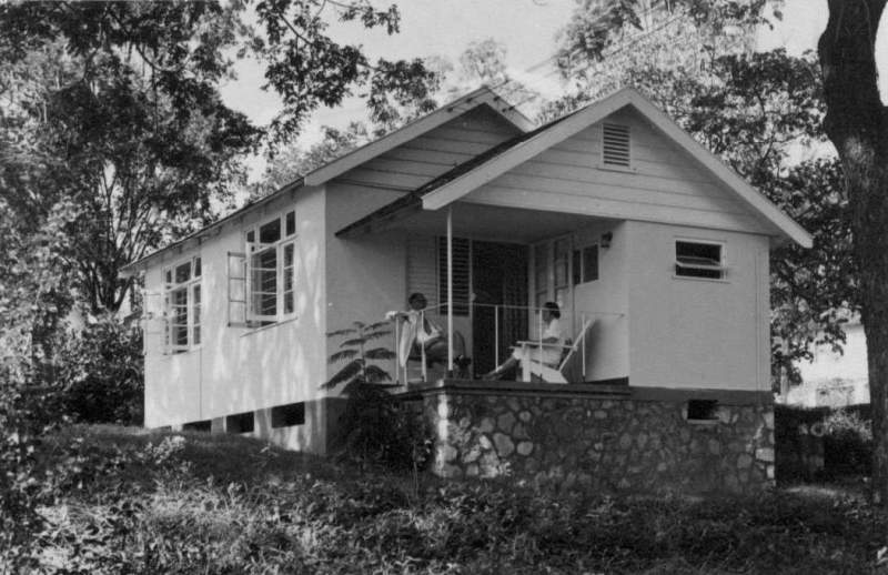 mona guest cottage 1